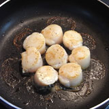 ホタテを焼きます