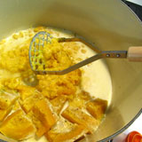 かぼちゃをミキサーで混ぜます