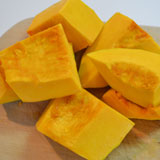 かぼちゃをを切ります