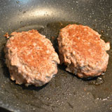 トリュフ塩をかけます