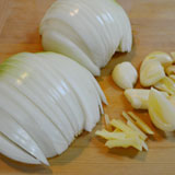 材料を切ります