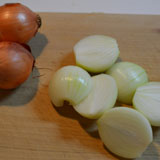 ペコロスを切ります